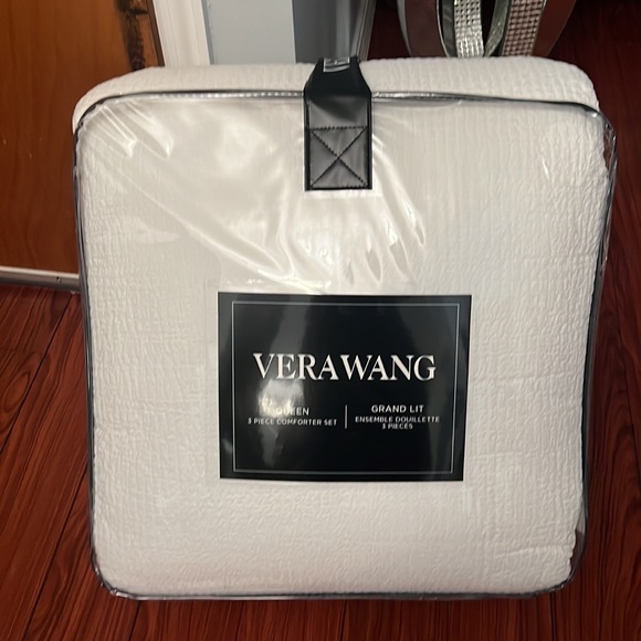 VERA WANG Bedding Sets - Picture 1 of 1